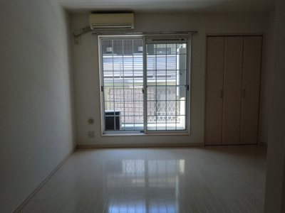 【バルコニー】 | リブレアコート壱番館 | 別号室の写真になります。現況優先。
