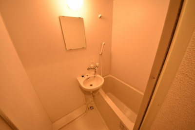 【浴室】 | コンフォートベネフィス井尻NEXT１ | 別号室の写真になります。現況優先。