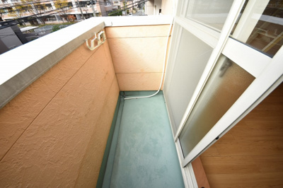 【バルコニー】 | コンフォートベネフィス井尻NEXT１ | 別号室の写真になります。現況優先。
