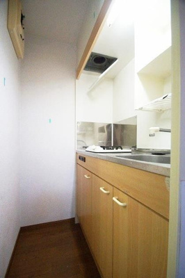 【キッチン】 | フィオーレ箱崎 | 別号室の写真になります。現況優先。