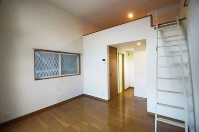 【セキュリティ】 | フィオーレ箱崎 | 別号室の写真になります。現況優先。