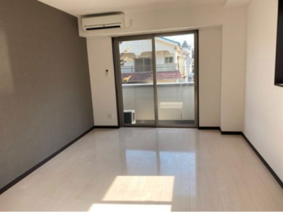 【居間・リビング】 | セゾン・ドゥ・ブランシェ千葉中央 | ※同物件・同タイプの写真です。