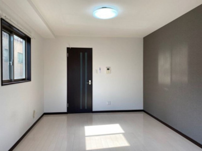 【洋室】 | セゾン・ドゥ・ブランシェ千葉中央 | ※同物件・同タイプの写真です。