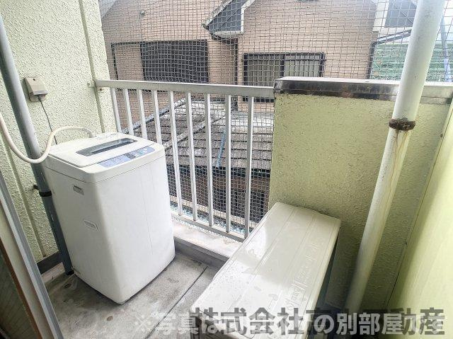 ゼフィール教育大前のバルコニー