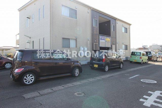 ライフハウス北原Ⅱの駐車場|駐車場があるので、車を買う予定の方も安心です