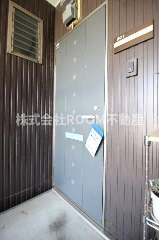 ライフハウス北原Ⅱの玄関|収納もある玄関です