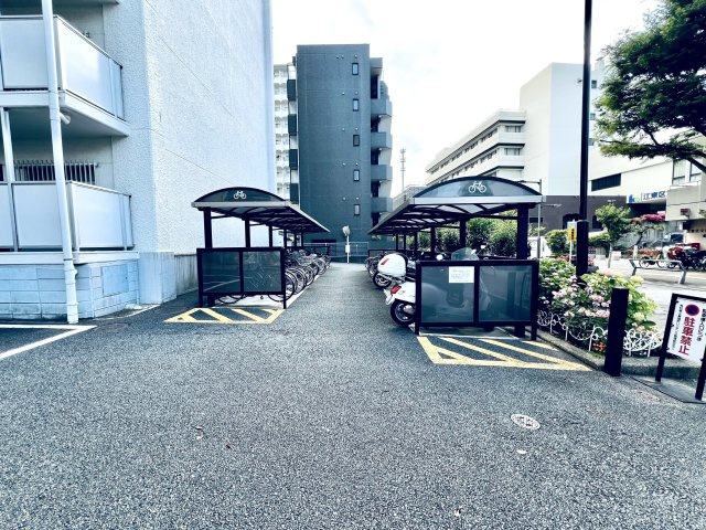 秀和第2東陽町レジデンスのその他共用部分|駐輪場とバイク置き場