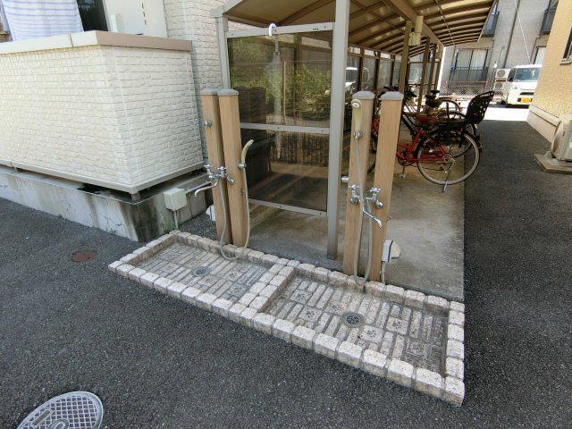 リビングタウン両三柳Ｂ棟のその他共用部分