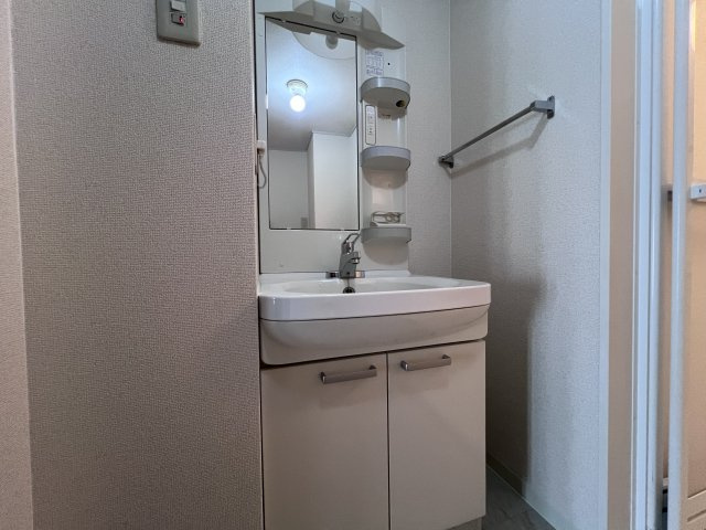 ヴァンベールCASAの洗面所