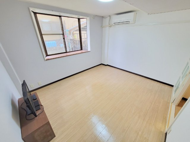 スタンドアップ本町のその他