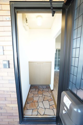 【玄関】 | ヴェルデめいわB | ※同物件・同タイプの写真です。