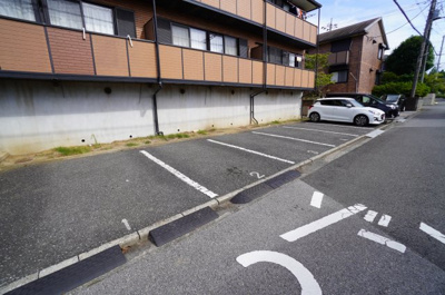 【駐車場】 | ヴェルデめいわB