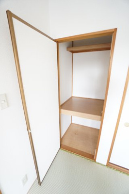 【収納】 | ヴェルデめいわB | ※同物件・同タイプの写真です。