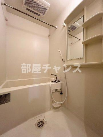 プレサンス鶴舞グリーンパークの浴室