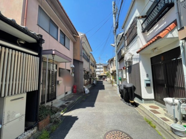 太秦安井春日町の前面道路含む現地写真|■火曜日・水曜日も営業中！