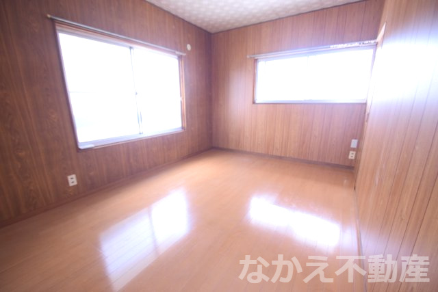 【洋室】 | 個人の部屋や寝室として使える洋室です