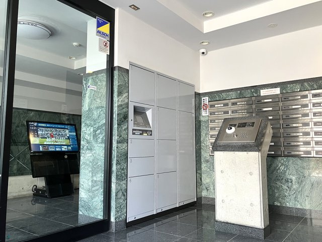 グランイーグル川崎Ⅴ　（川崎区榎町）のエントランス|安心のオートロック付　エントランスです