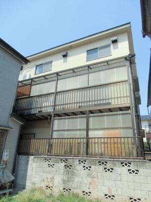 【外観】 | 石原コーポ | 外からバルコニーは見えないのでプライバシーも安心
