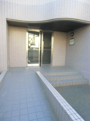 【エントランス】 | ラスターズマンション