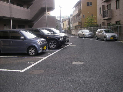 【駐車場】 | ラスターズマンション