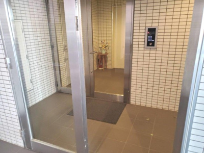 【エントランス】 | ワイポイントアパートメント