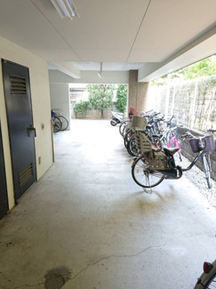 【その他共用部分】 | 入居者専用駐輪場