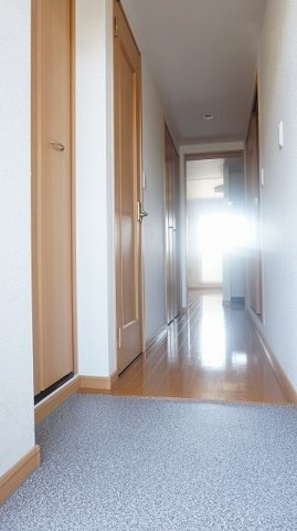 Ｗ・フォンターナの玄関