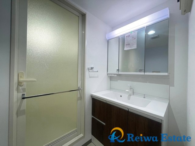 ベルパーク湘南茅ヶ崎ベゴニア館の独立洗面台