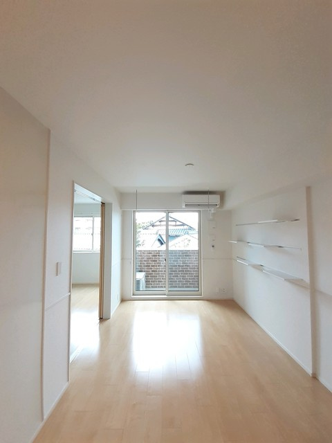 シャトードゥポポラの居間・リビング