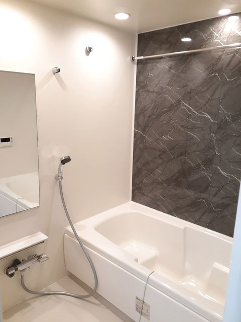 シャトードゥポポラの浴室