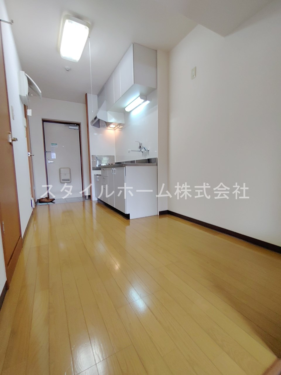 エクシード御油の居間・リビング|別部屋写真です。