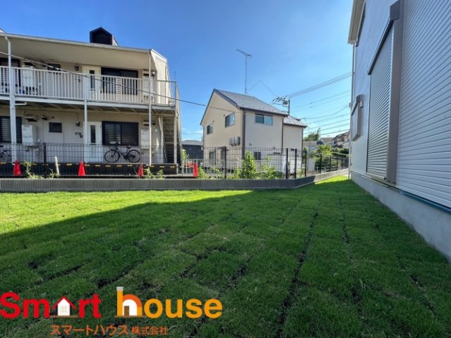 町田市　小山町3期の前面道路含む現地写真|お住まいの前面道路が広いと駐車が楽になり、陽当たりも遮られないので明るく居心地の良いお家になります♪