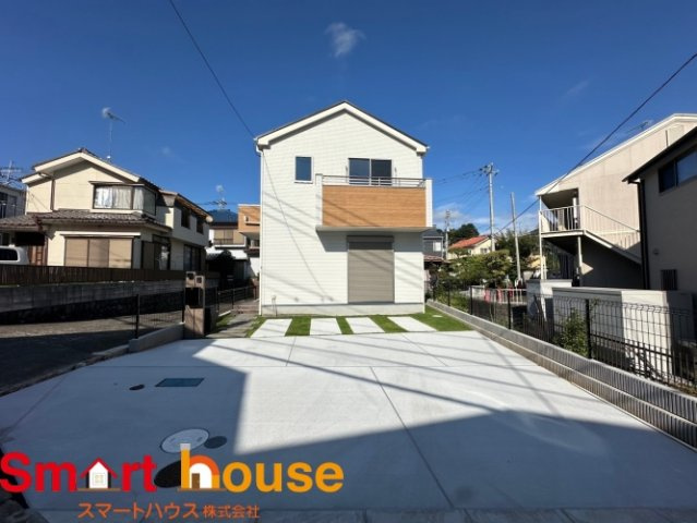 町田市　小山町3期の前面道路含む現地写真|お住まいの前面道路が広いと駐車が楽になり、陽当たりも遮られないので明るく居心地の良いお家になります♪