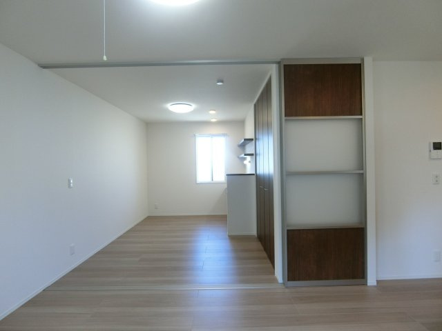 メゾン・アンソレイユの居間・リビング