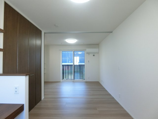 メゾン・アンソレイユの洋室