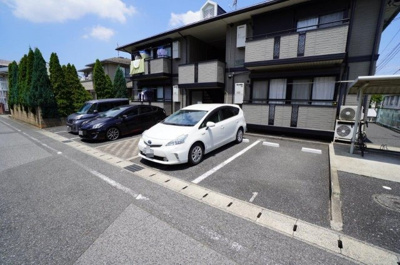 【駐車場】 | ミレニアムハイツ