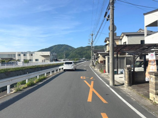 【前面道路含む現地写真】 | 亀岡市篠町野條下川 | JR 「馬堀」駅徒歩約9分、京都駅まで乗り換えなし