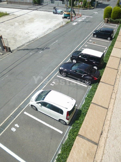 【駐車場】 | ドミソレイユ