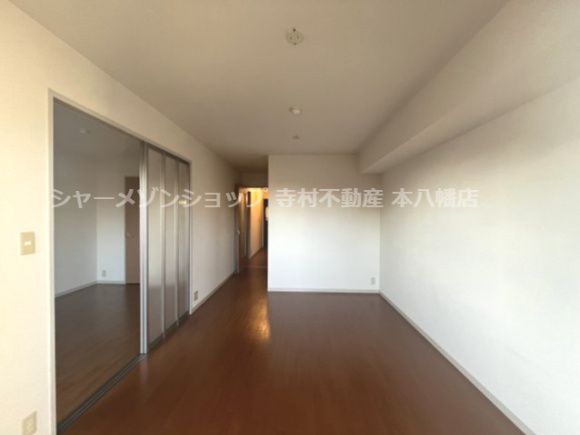 ヴィラージュ市川大町の居間・リビング|LDK11.5帖♪