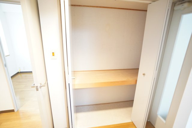 フローラル良元の収納