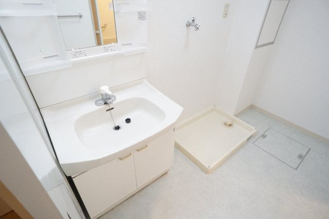 フローラル良元の洗面所