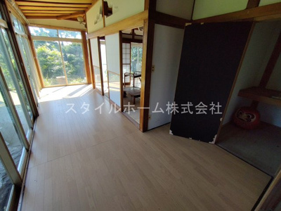 【居間・リビング】 | 神野新田町クノ割貸家