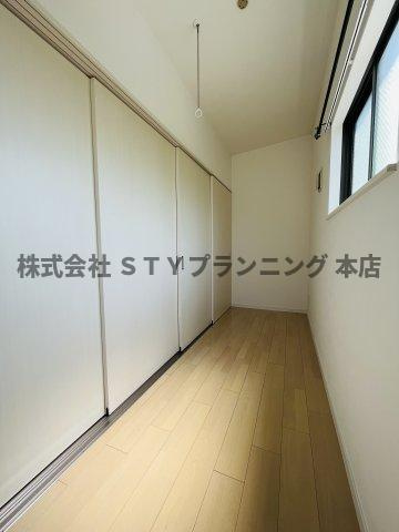 仲介手数料0円！PRIMAVERA　WESTの洋室