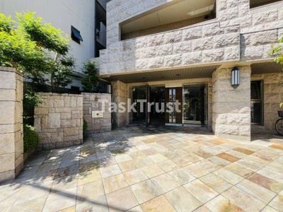 【エントランス】 | コモドガーデンヤマイチ