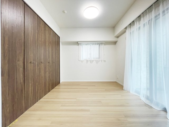 【洋室】 | デュオシティ上野松が谷