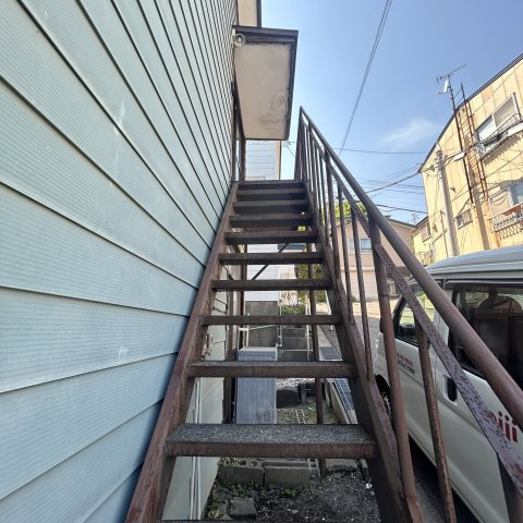 千葉アパートのバルコニー