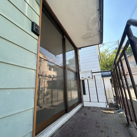 千葉アパートのエントランス