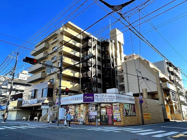メゾンドール奈良大宮の外観|外はこのようになっています