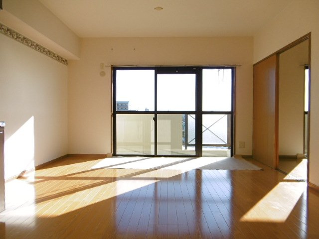 エテルナ・エーカーズ【10,000円キャッシュバック対象物件】の展望|リビングです