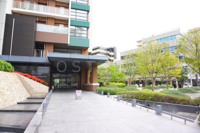 大阪福島タワー（OSAKA福島タワー）のエントランス